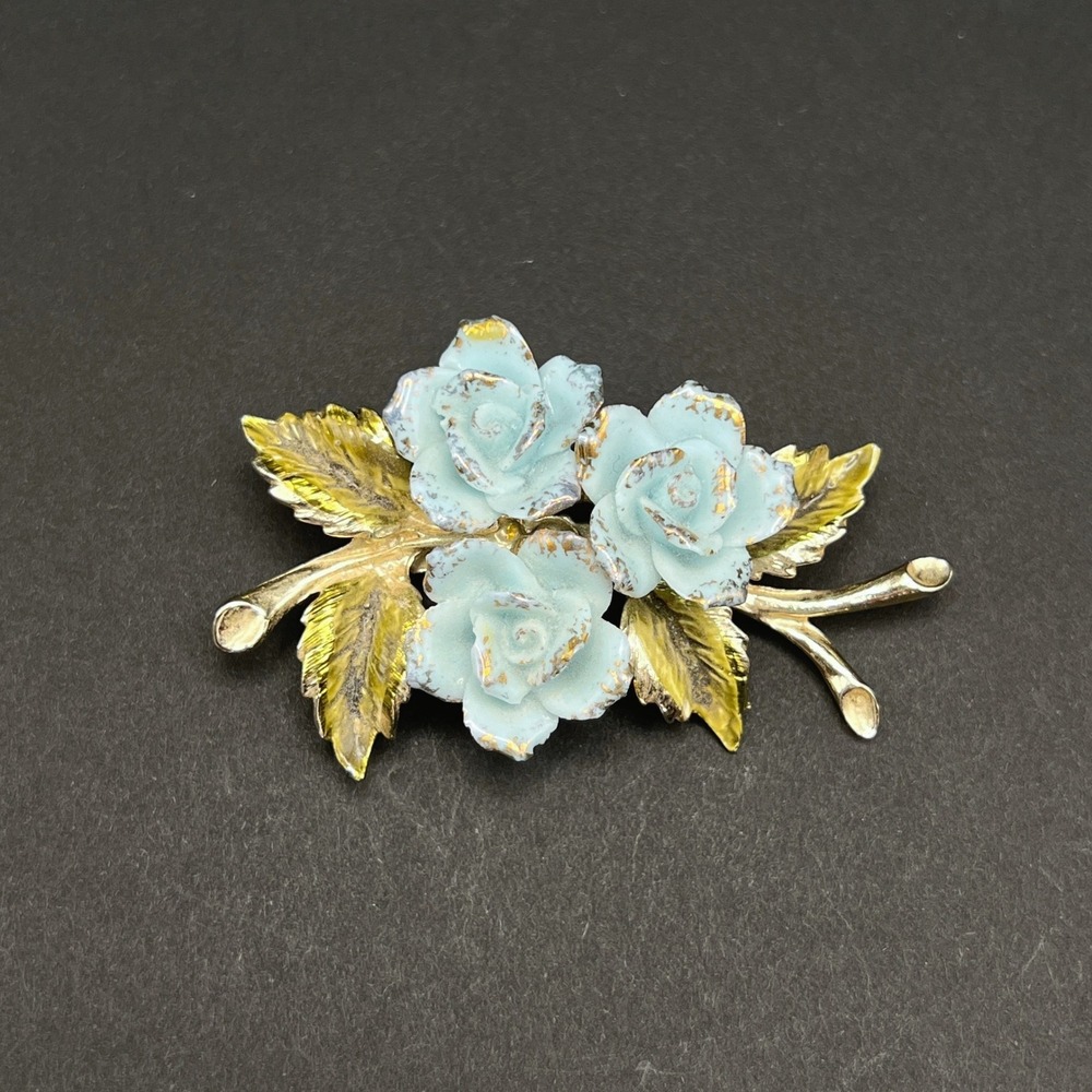 Vintage Coro Brooch Blue Roses Green Leaves Gold Tone‎ Floral Cottagecore Spring